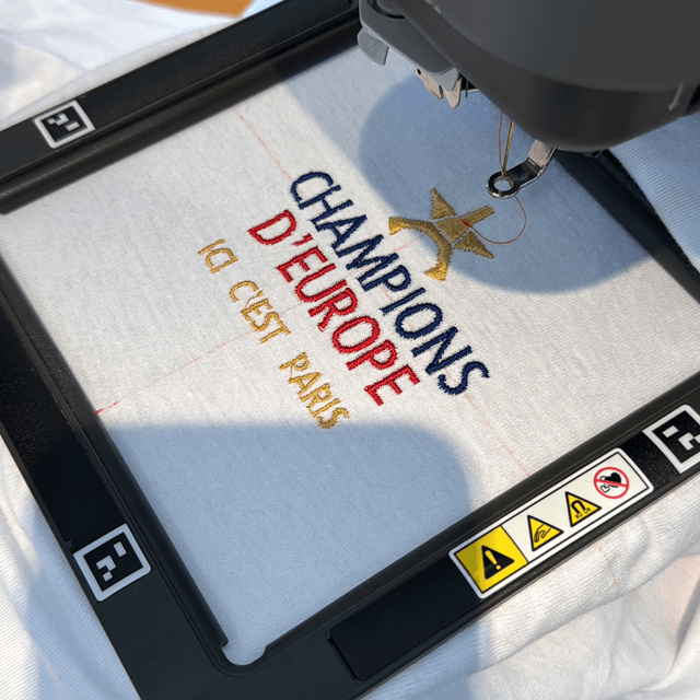 T-shirt Champion d'Europe - Ici c'est Paris 